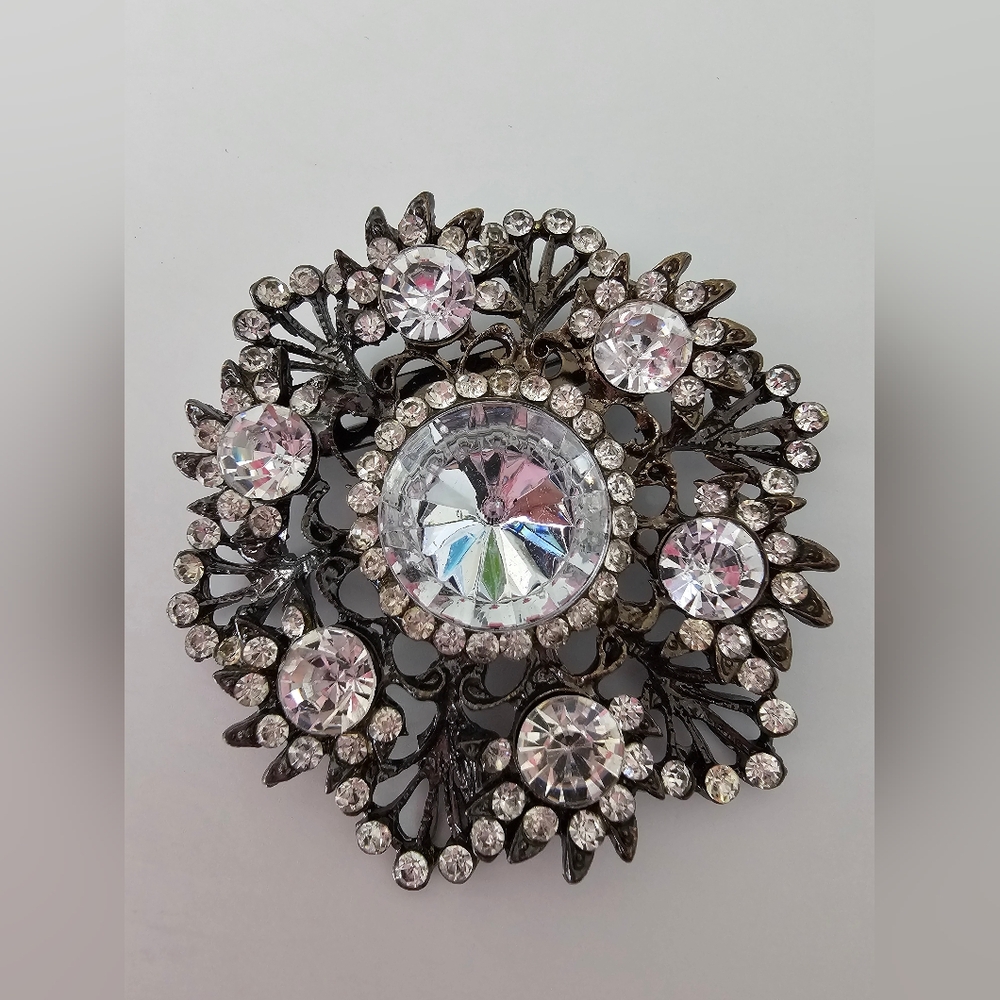 Vintage Tiered Rhinestone Brooch Large Chaton Center Starburst Statement Pin